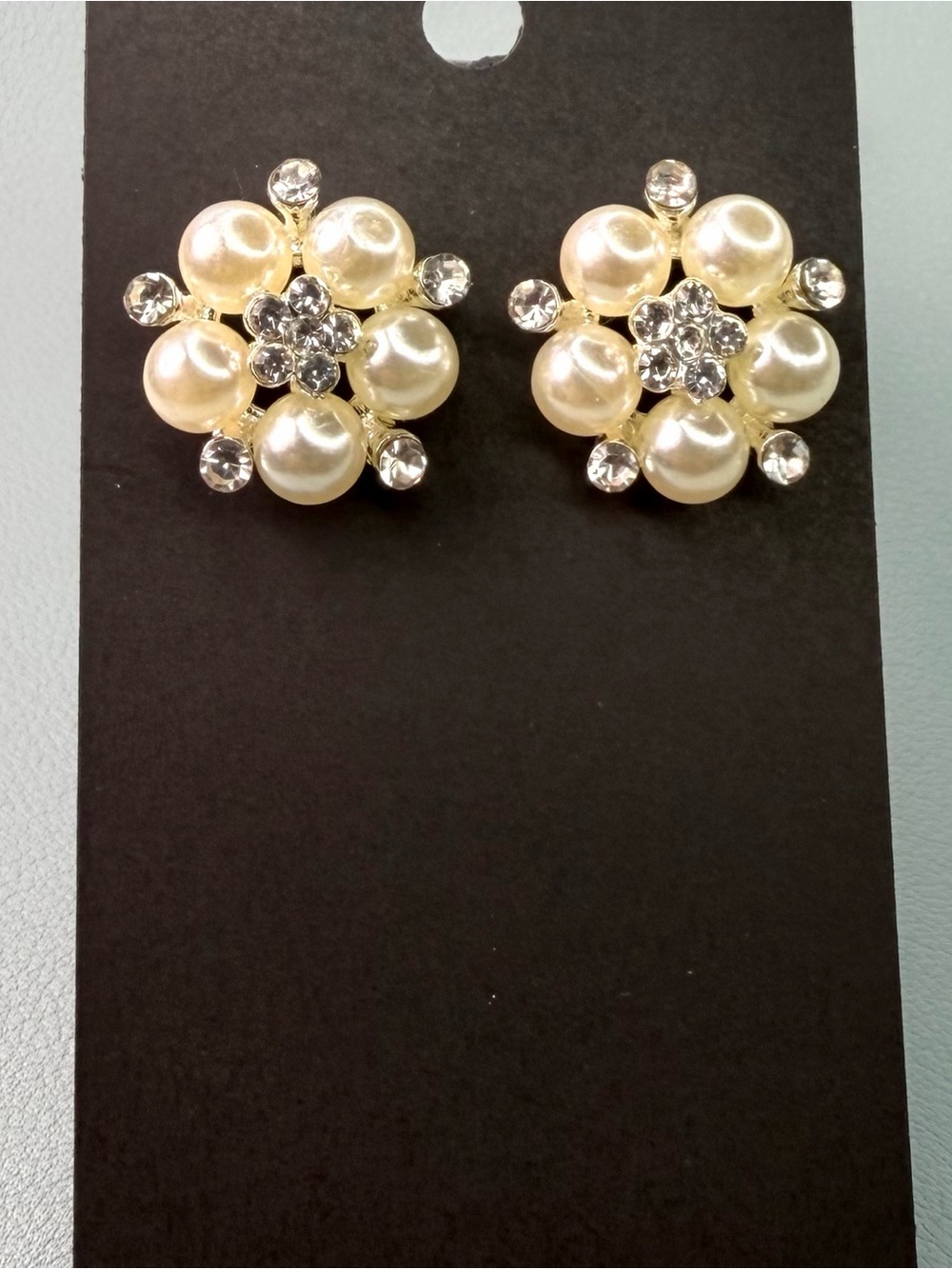 Pearl & Crystal Flower Stud Earrings - Ivory and Gold